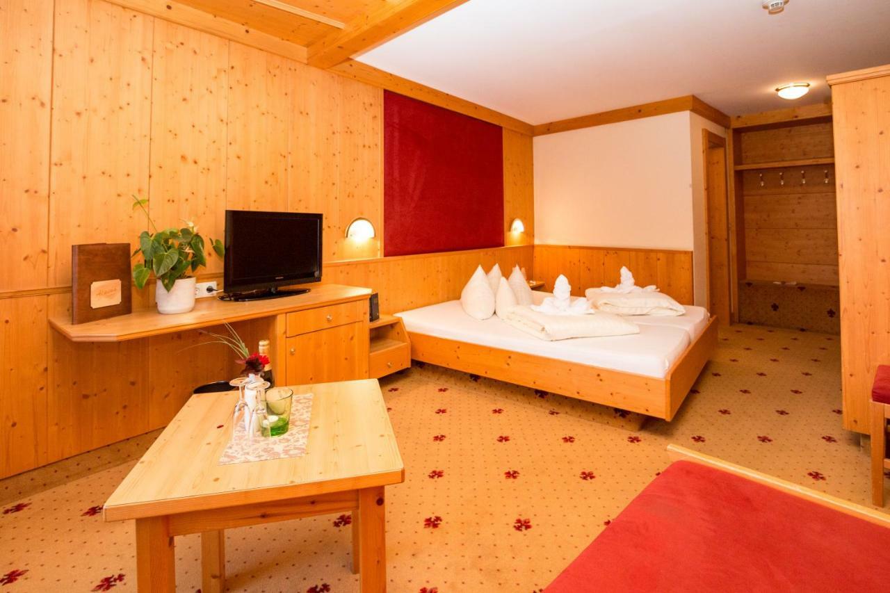 Familienhotel Alpina All Inklusive Wenns Luaran gambar